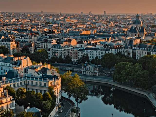 Paris Arrondissements Guide: Where to Stay, Explore and Avoid