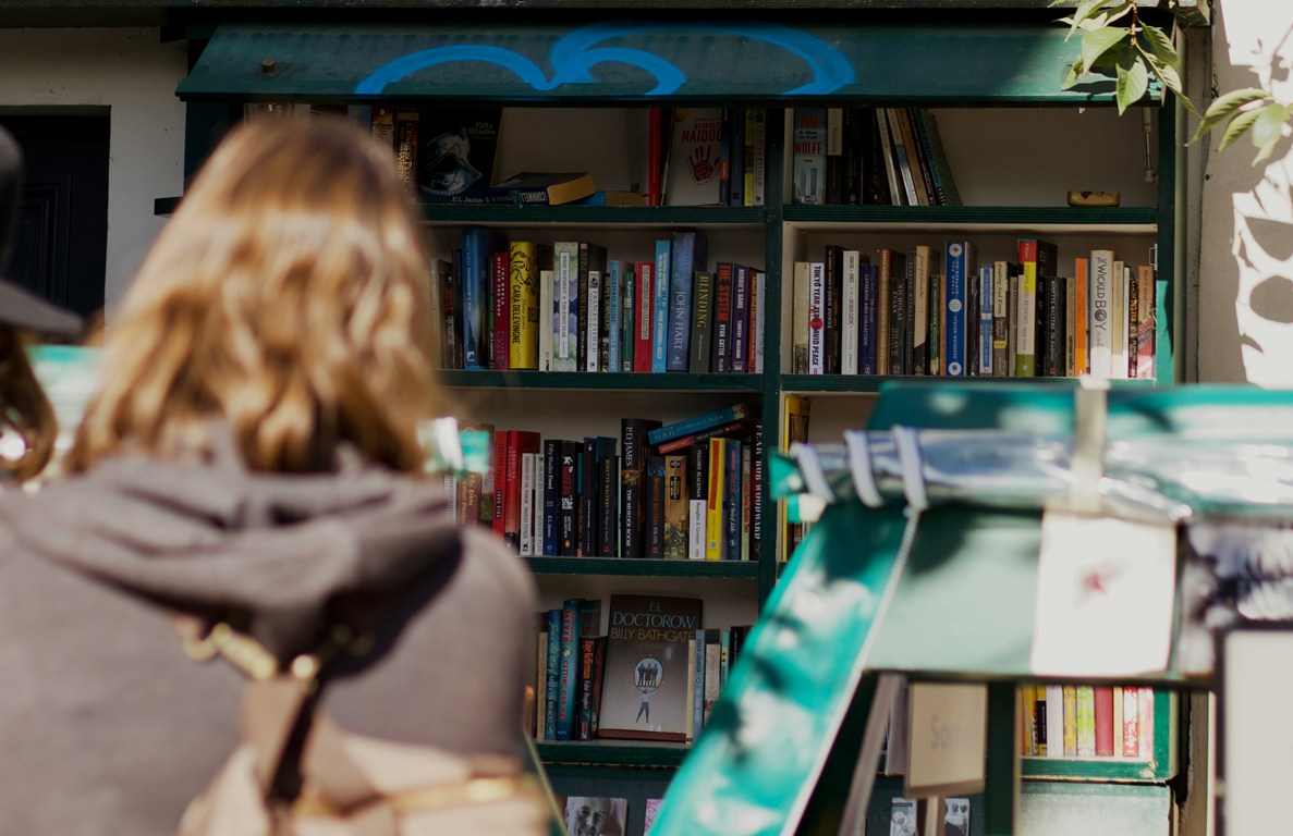 Shakespeare & Company Paris Guide