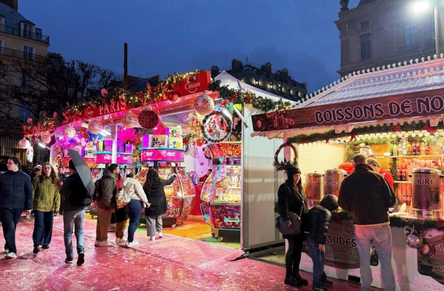 Christmas market in Paris