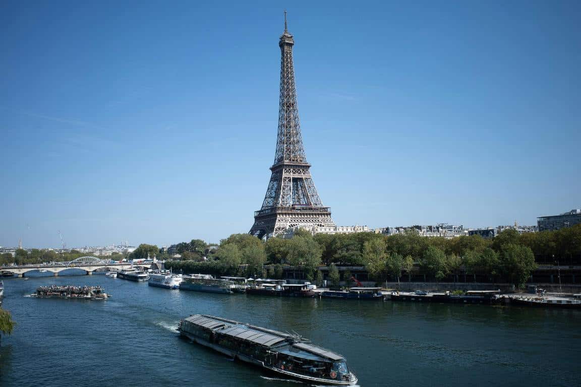 eiffel tower